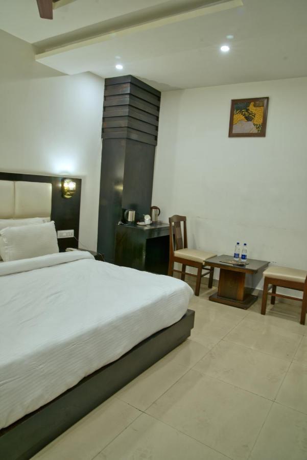 Height View Residency Hotel Dehradun Exterior foto